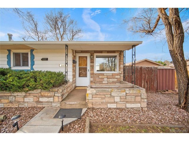 303 Solar Dr, Colorado Springs, CO 80907