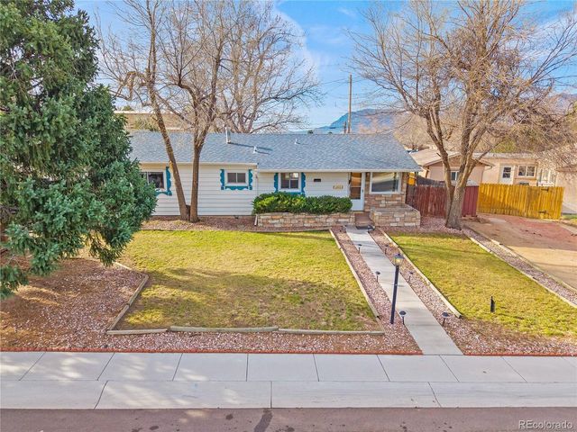 303 Solar Dr, Colorado Springs, CO 80907