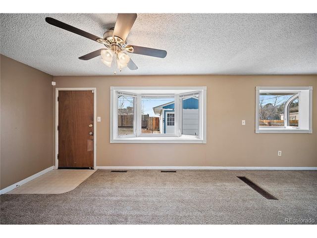 303 Solar Dr, Colorado Springs, CO 80907