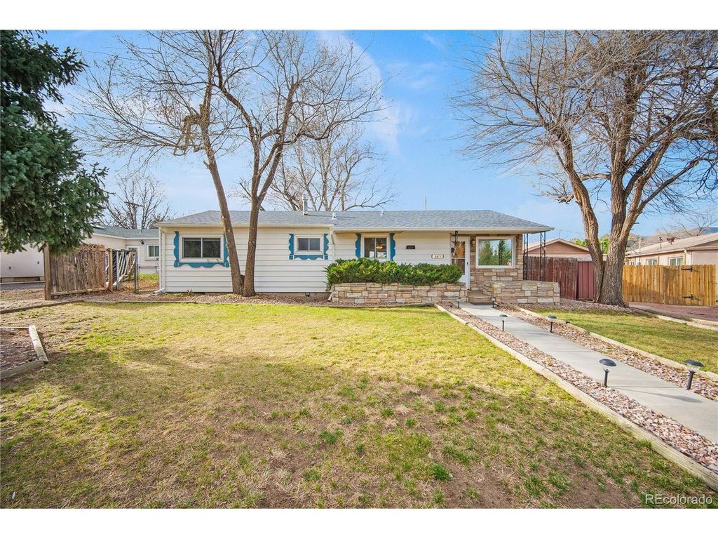 303 Solar Dr, Colorado Springs, CO 80907