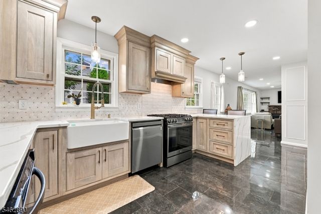 327 North Ave, Fanwood Boro, NJ 07023