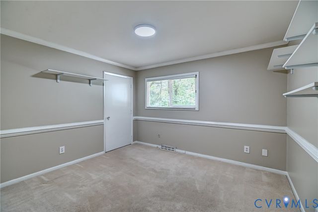 1516 Ednam Forest Dr, Henrico, VA 23238