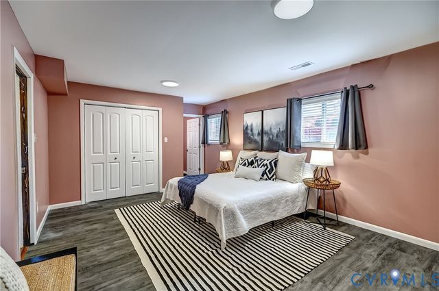 1516 Ednam Forest Dr, Henrico, VA 23238