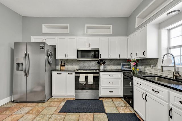 422 Tennessee Avenue, Etowah, TN 37331