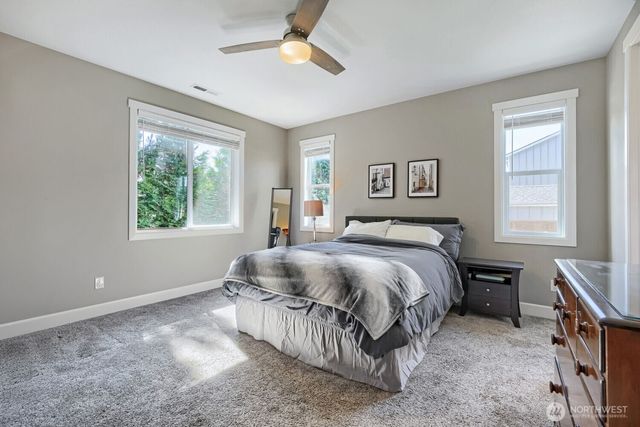 5515 157th Avenue Ct E, Sumner, WA 98390
