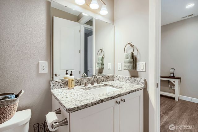 5515 157th Avenue Ct E, Sumner, WA 98390