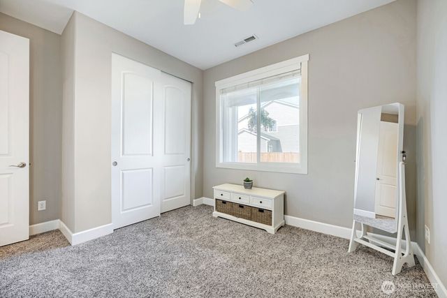 5515 157th Avenue Ct E, Sumner, WA 98390