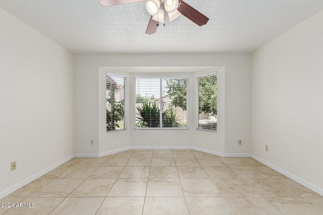 1290 W BUTLER Drive, Chandler, AZ 85224