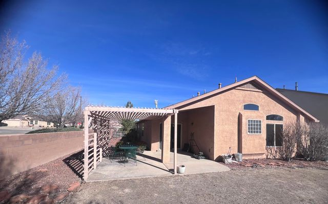 8132 Long Mesa Place NW, Albuquerque, NM 87114