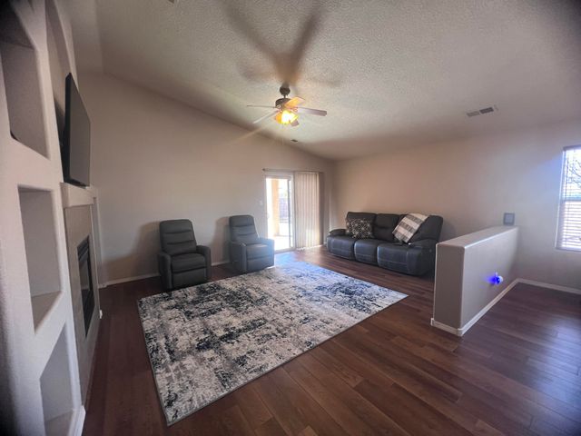 8132 Long Mesa Place NW, Albuquerque, NM 87114