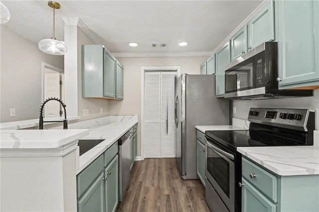 225 Warm Springs Circle, Roswell, GA 30075