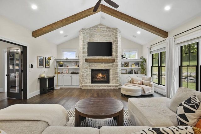 2257 Dyreson Road, Mcfarland, WI 53558