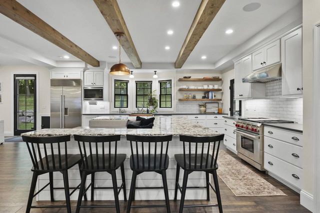 2257 Dyreson Road, Mcfarland, WI 53558