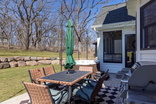 2257 Dyreson Road, Mcfarland, WI 53558