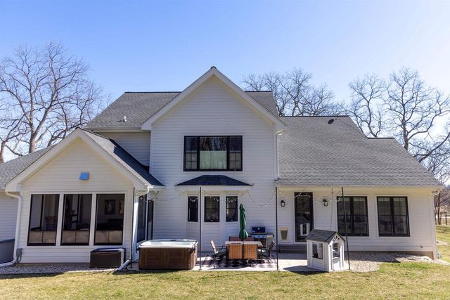 2257 Dyreson Road, Mcfarland, WI 53558