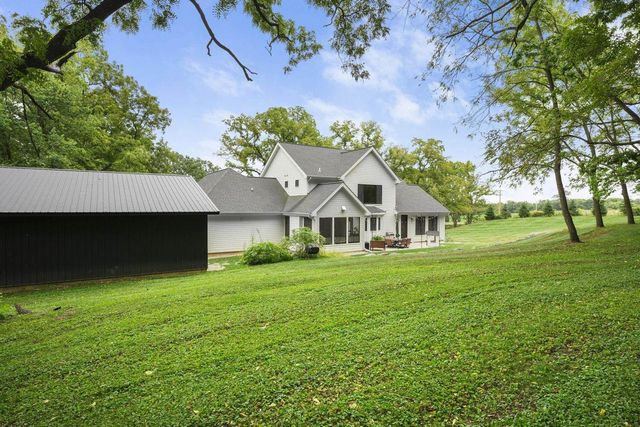 2257 Dyreson Road, Mcfarland, WI 53558