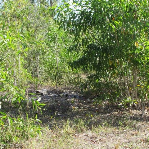 7757 Breakwater CT, Bokeelia, FL 33922