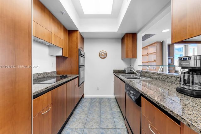 1500 Ocean Dr 705, Miami Beach, FL 33139