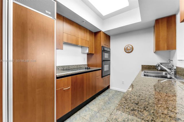 1500 Ocean Dr 705, Miami Beach, FL 33139