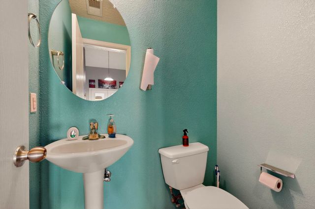 2103 N Ensenada Circle SE, Rio Rancho, NM 87124