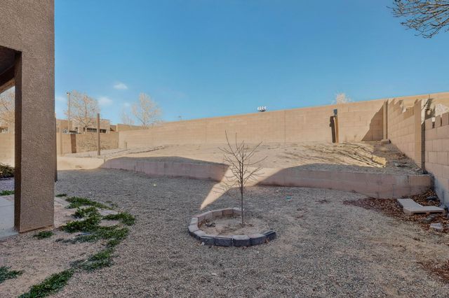 2103 N Ensenada Circle SE, Rio Rancho, NM 87124