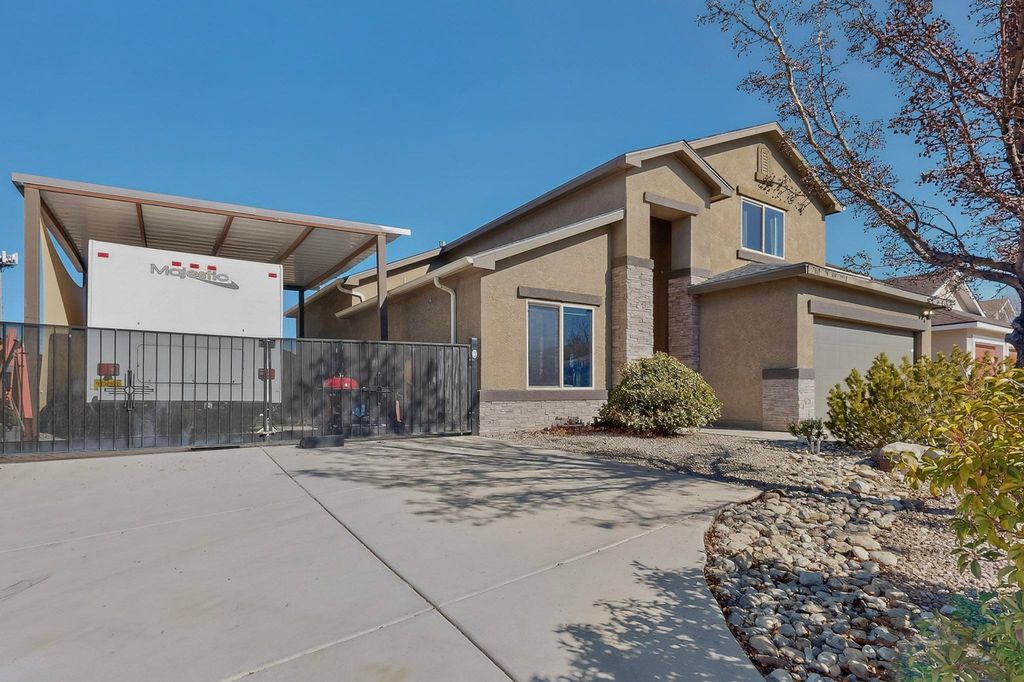 2103 N Ensenada Circle SE, Rio Rancho, NM 87124