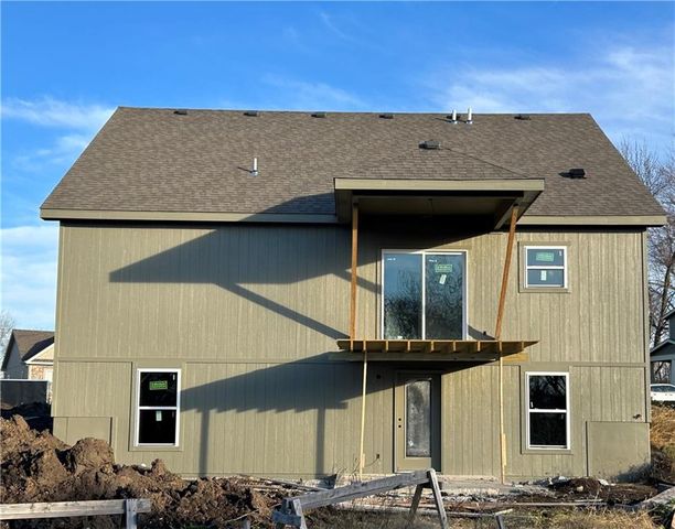 2021 Riverstone Drive, Excelsior Springs, MO 64024