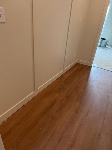 2021 Riverstone Drive, Excelsior Springs, MO 64024