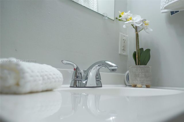 482 NW 165th St Rd A504, Miami, FL 33169