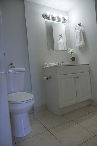 482 NW 165th St Rd A504, Miami, FL 33169