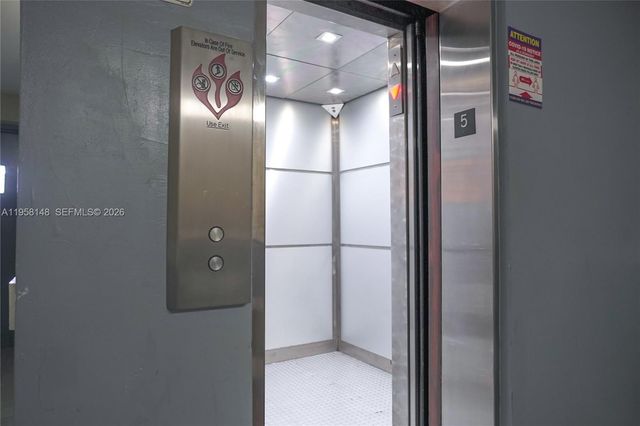 482 NW 165th St Rd A504, Miami, FL 33169