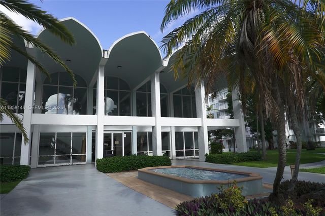 482 NW 165th St Rd A504, Miami, FL 33169