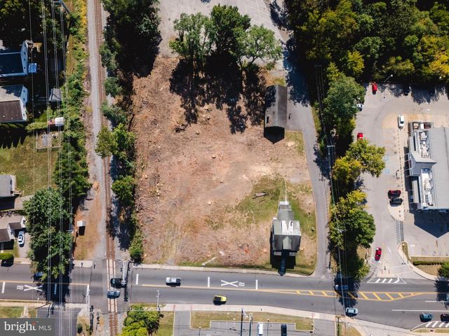 610 N SWARTHMORE AVE, Ridley Park, PA 19078