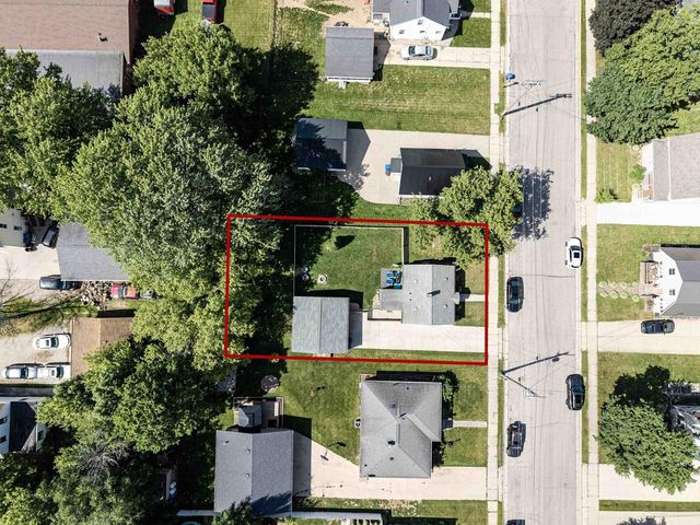 809 MONROE STREET, Little Chute, WI 54140