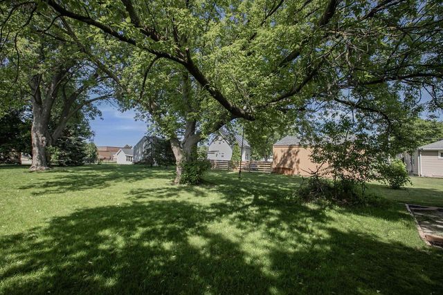 809 MONROE STREET, Little Chute, WI 54140