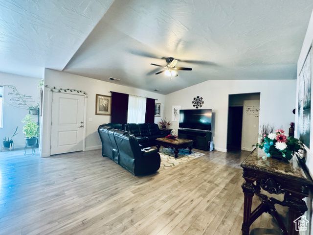 321 W 600 N, La Verkin, UT 84745