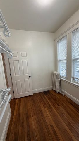 27 Hosmer St 1, Boston, MA 02126