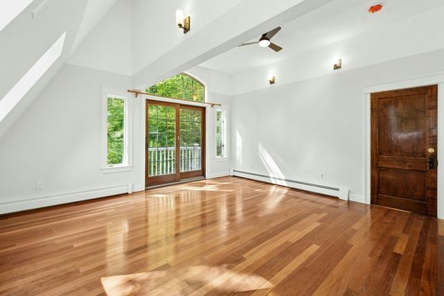 184 Old Bolton Rd, Stow, MA 01775