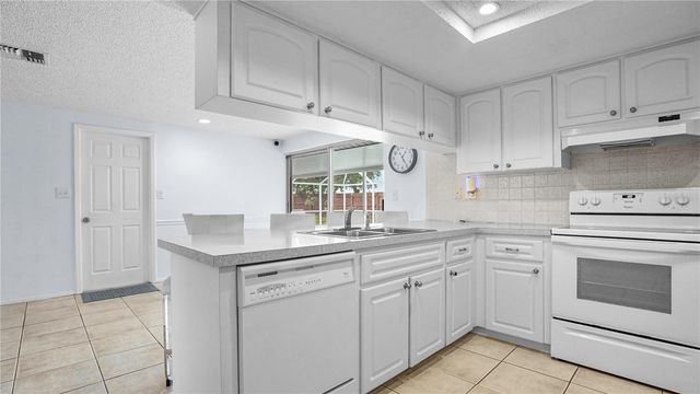 8747 HEMLOCK LANE, Port Richey, FL 34668