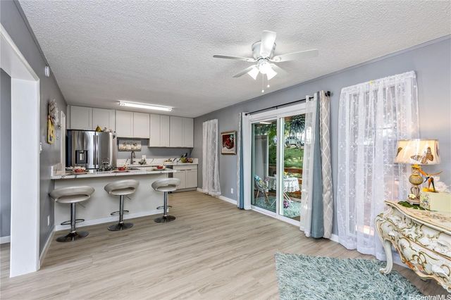 98-1394 Nola Street 110, Pearl City, HI 96782