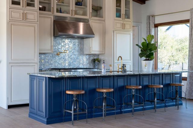 224 Esperanza Petal PASS, Liberty Hill, TX 78642