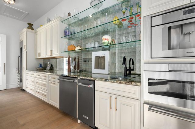 224 Esperanza Petal PASS, Liberty Hill, TX 78642