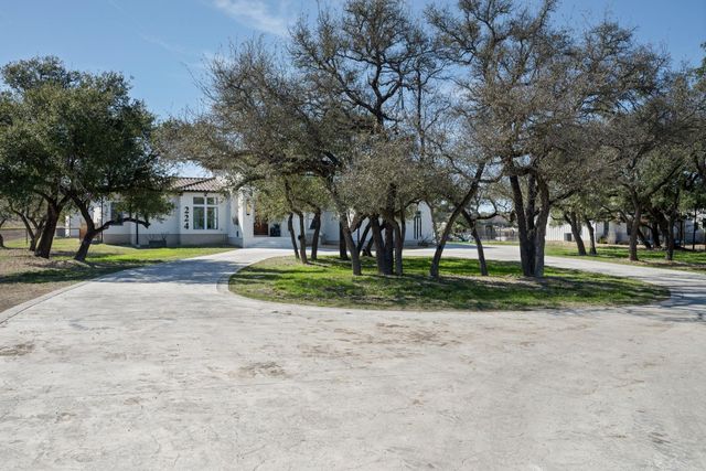 224 Esperanza Petal PASS, Liberty Hill, TX 78642