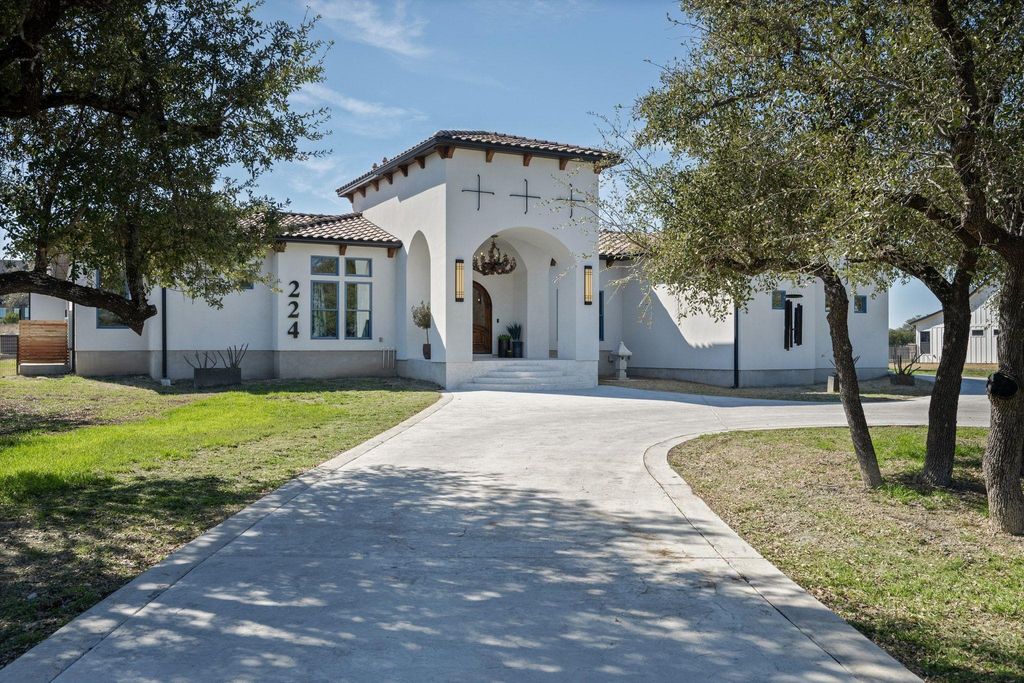 224 Esperanza Petal PASS, Liberty Hill, TX 78642