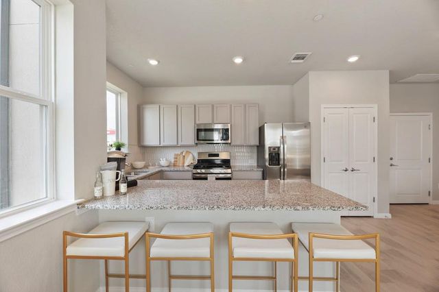 9015 Cattle Baron PATH 404, Austin, TX 78747