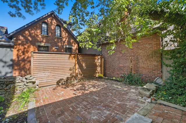 628 S Grant Avenue, Columbus, OH 43206