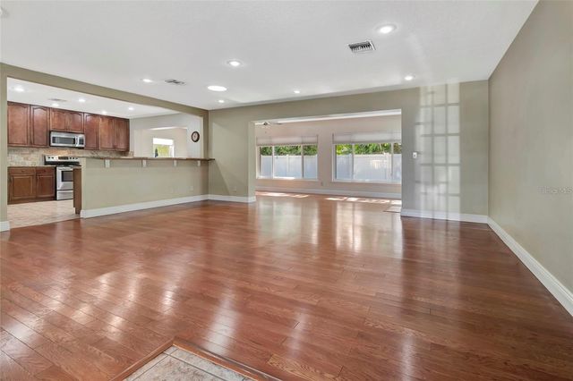 205 S WOODLAND STREET, Winter Garden, FL 34787