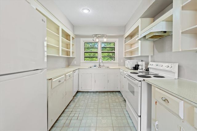 510 S Fairplay Street, Seneca, SC 29678