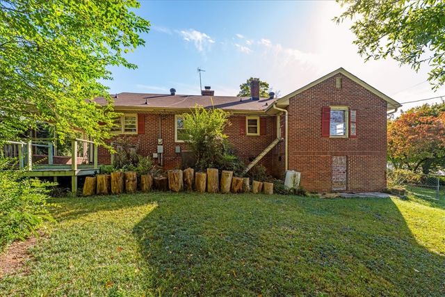 510 S Fairplay Street, Seneca, SC 29678