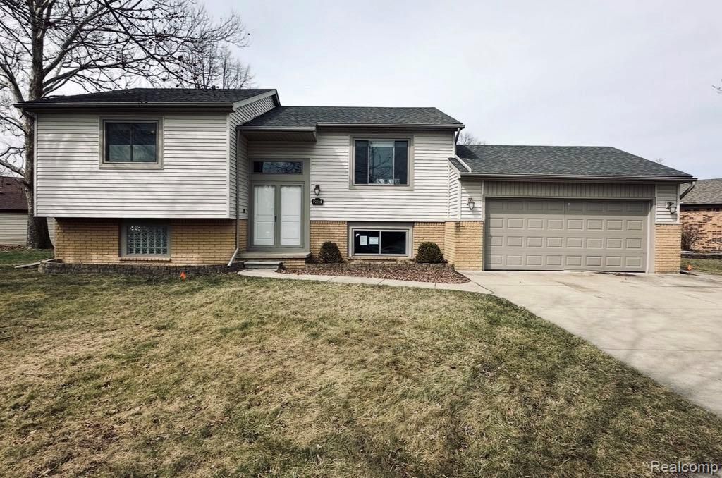 24500 Cornell Avenue, Brownstown Charter Township, MI 48183